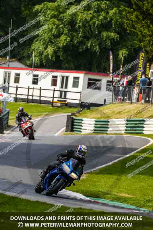 cadwell no limits trackday;cadwell park;cadwell park photographs;cadwell trackday photographs;enduro digital images;event digital images;eventdigitalimages;no limits trackdays;peter wileman photography;racing digital images;trackday digital images;trackday photos